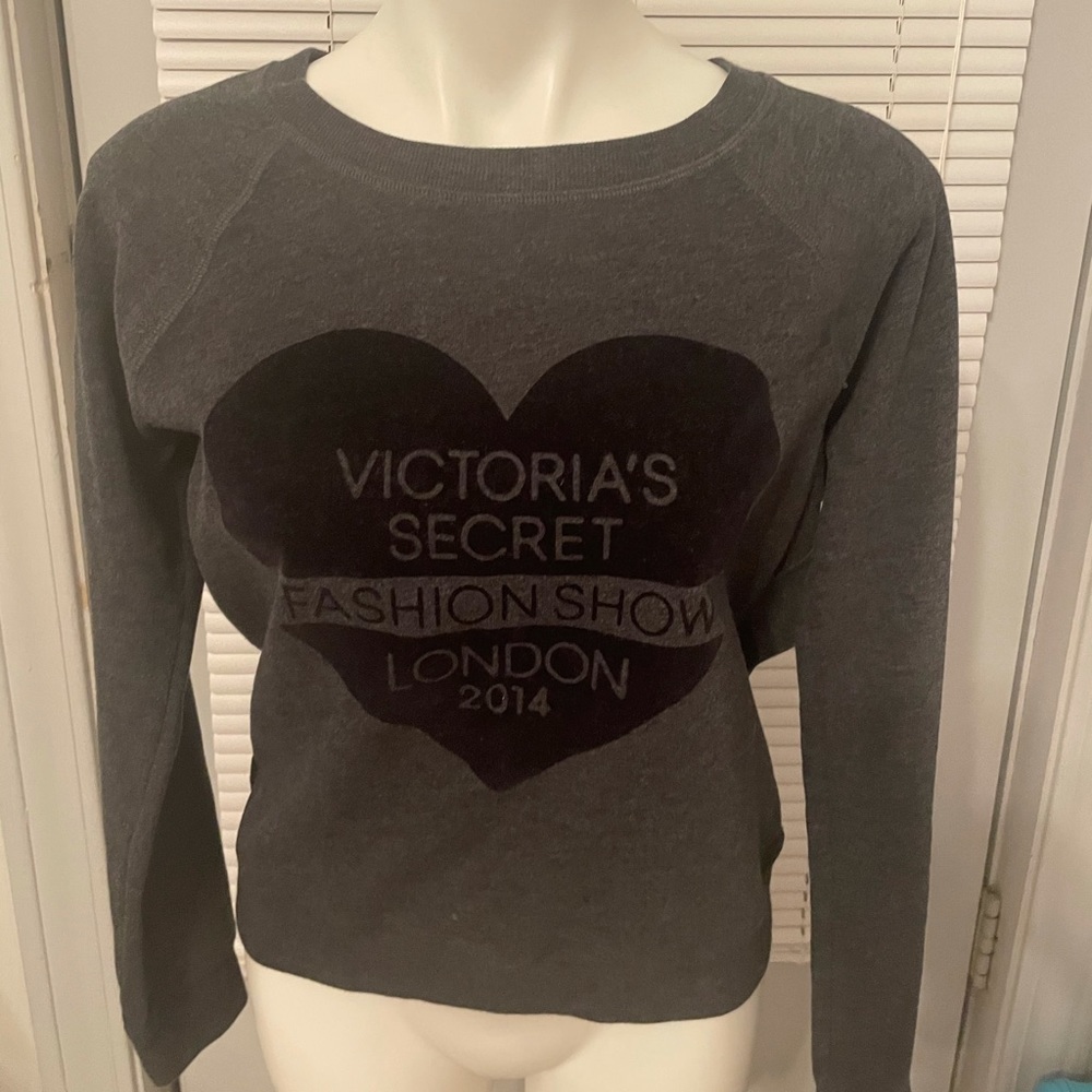 Victorias Secret 2014 Fashion Show London Sweatshirt Size Medium